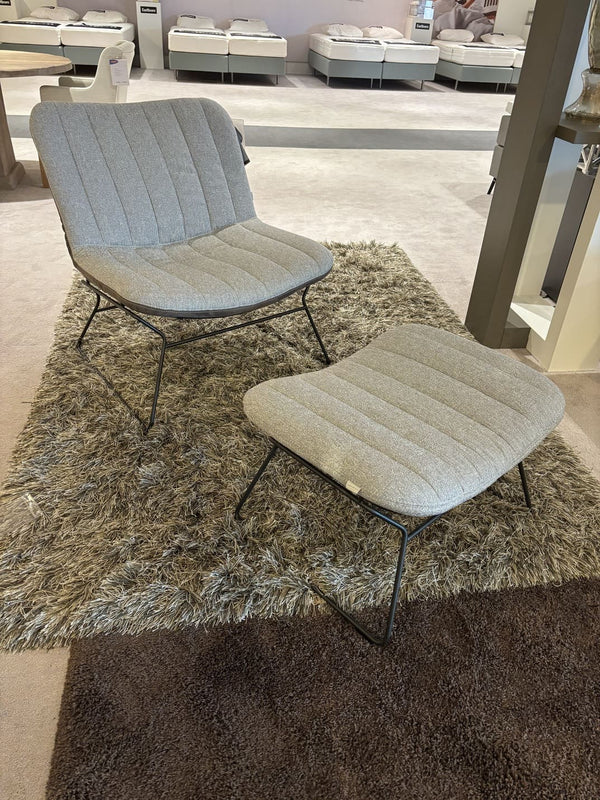 Fauteuil + Hocker Draat