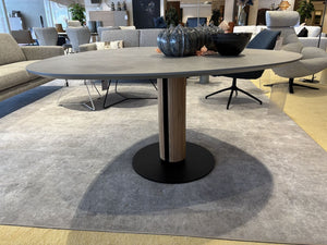Eettafel Steely