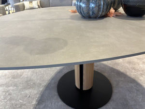 Eettafel Steely