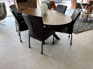 Eetkamertafel Oval