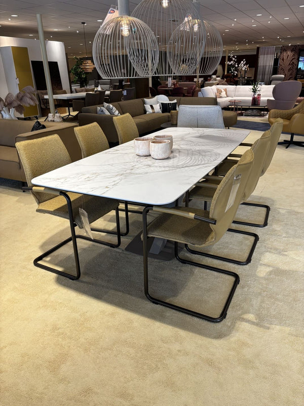 Eettafel Oxxio